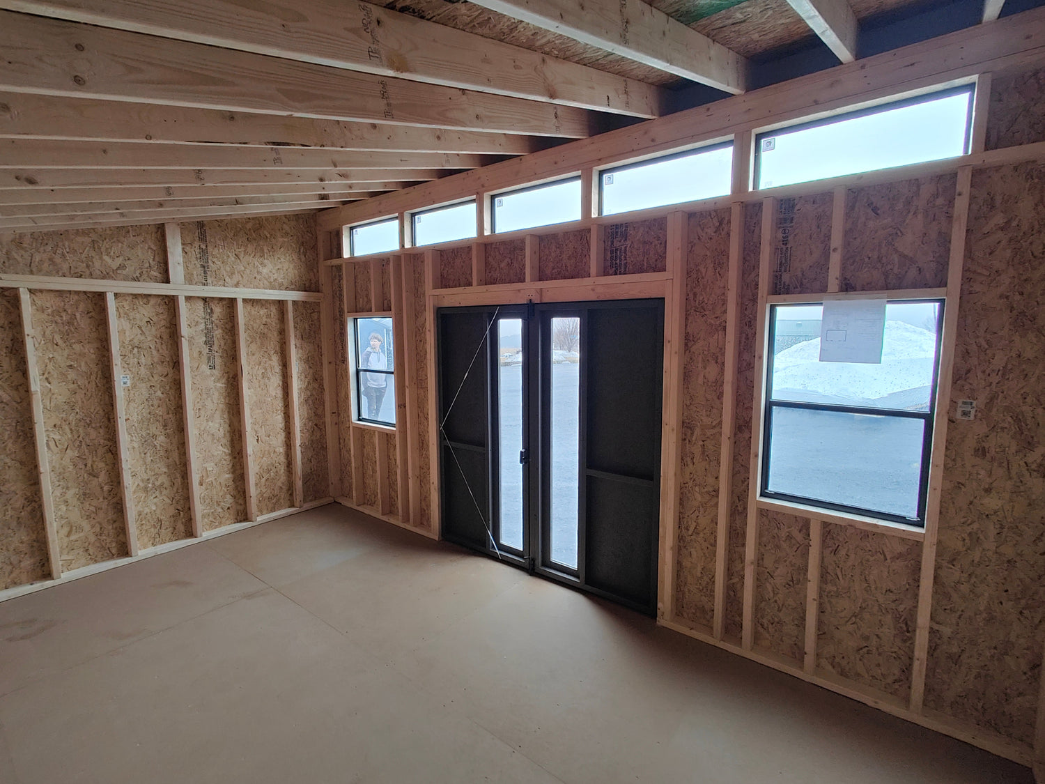 LP SmartFloor vs. Treated Plywood: Choosing the Best Floor for Your Shed 🛠️🏠
