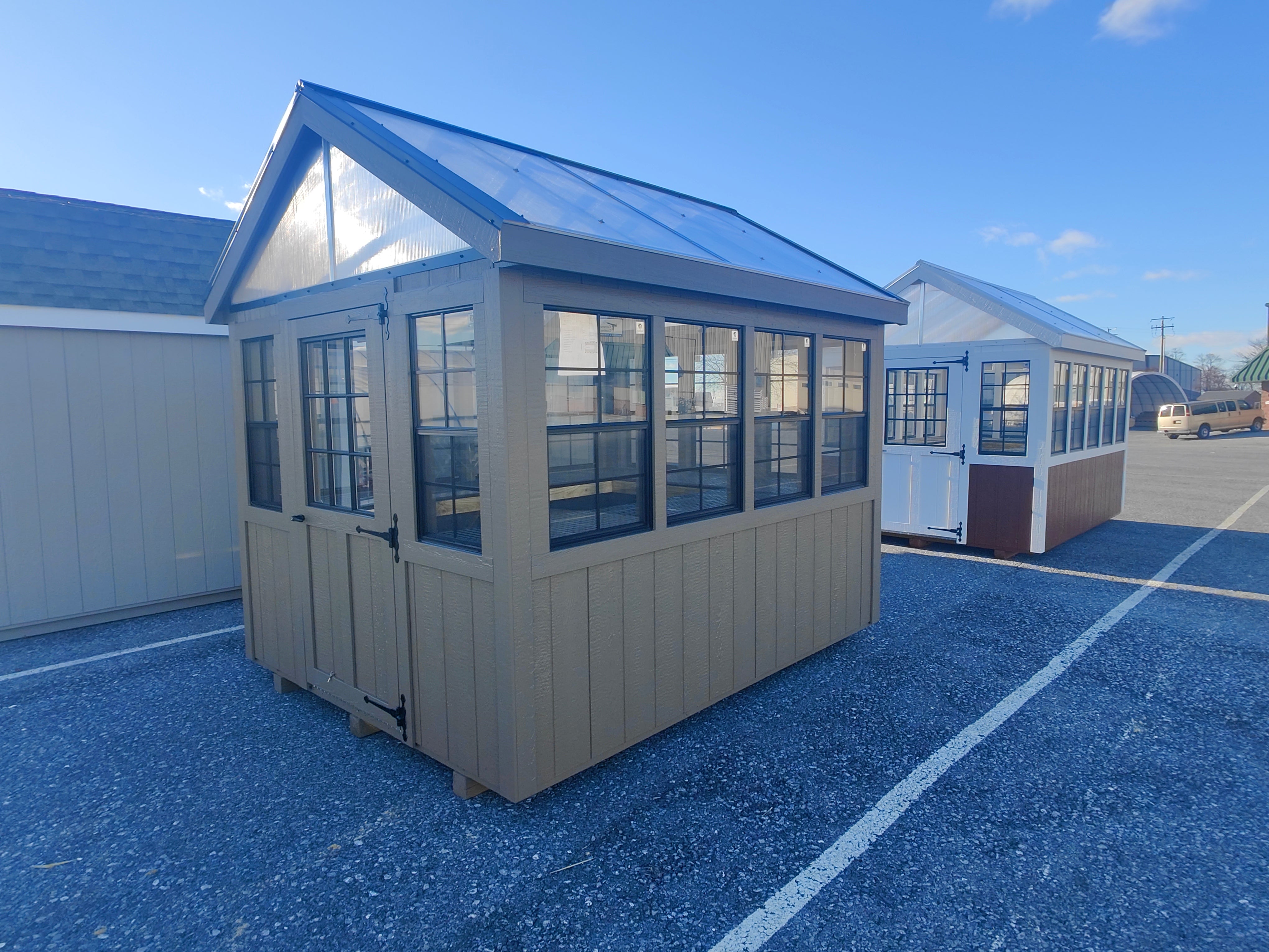 8×10 Greenhouse w/Plastic Mesh Workbench