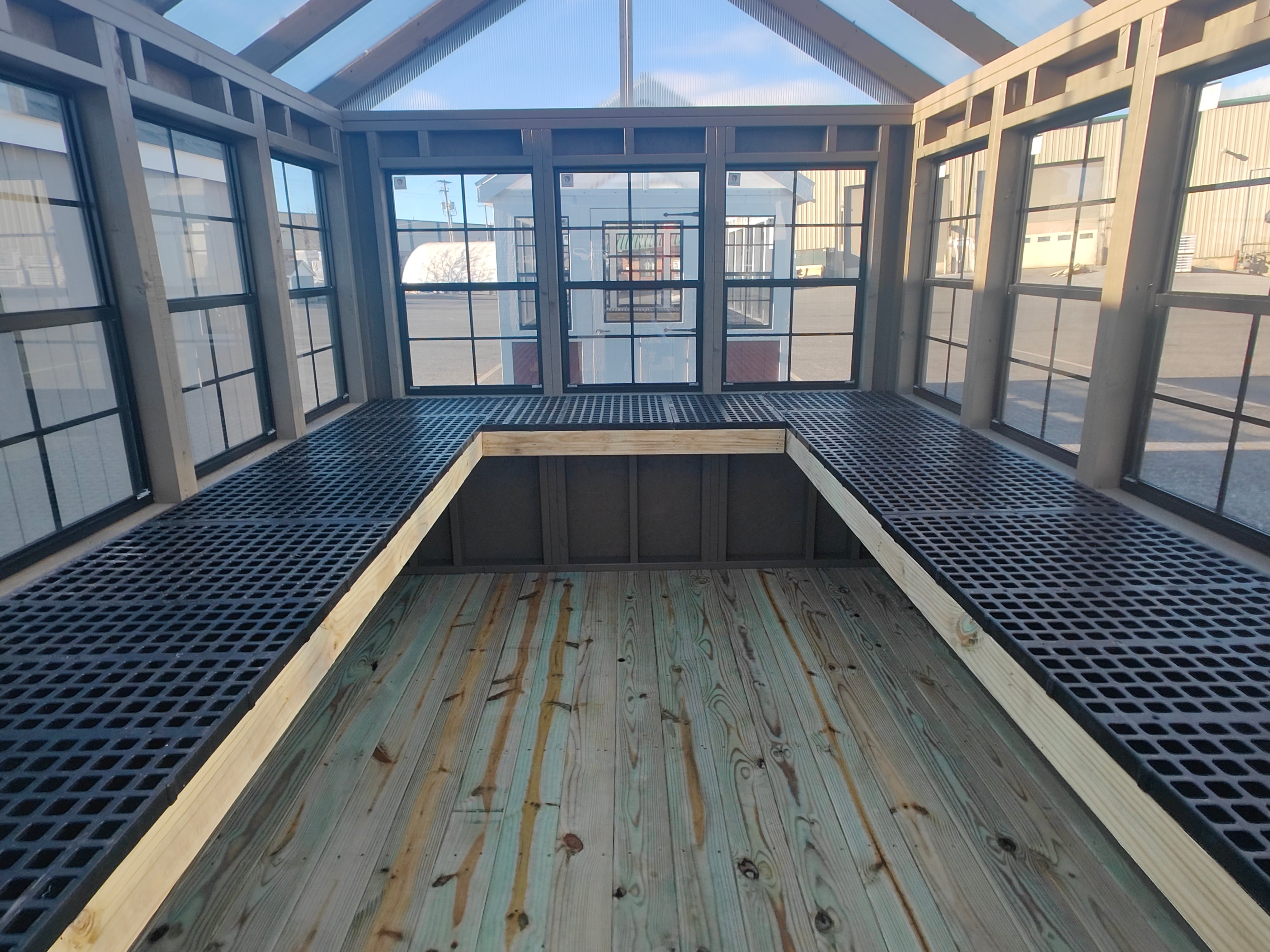 8×10 Greenhouse w/Plastic Mesh Workbench