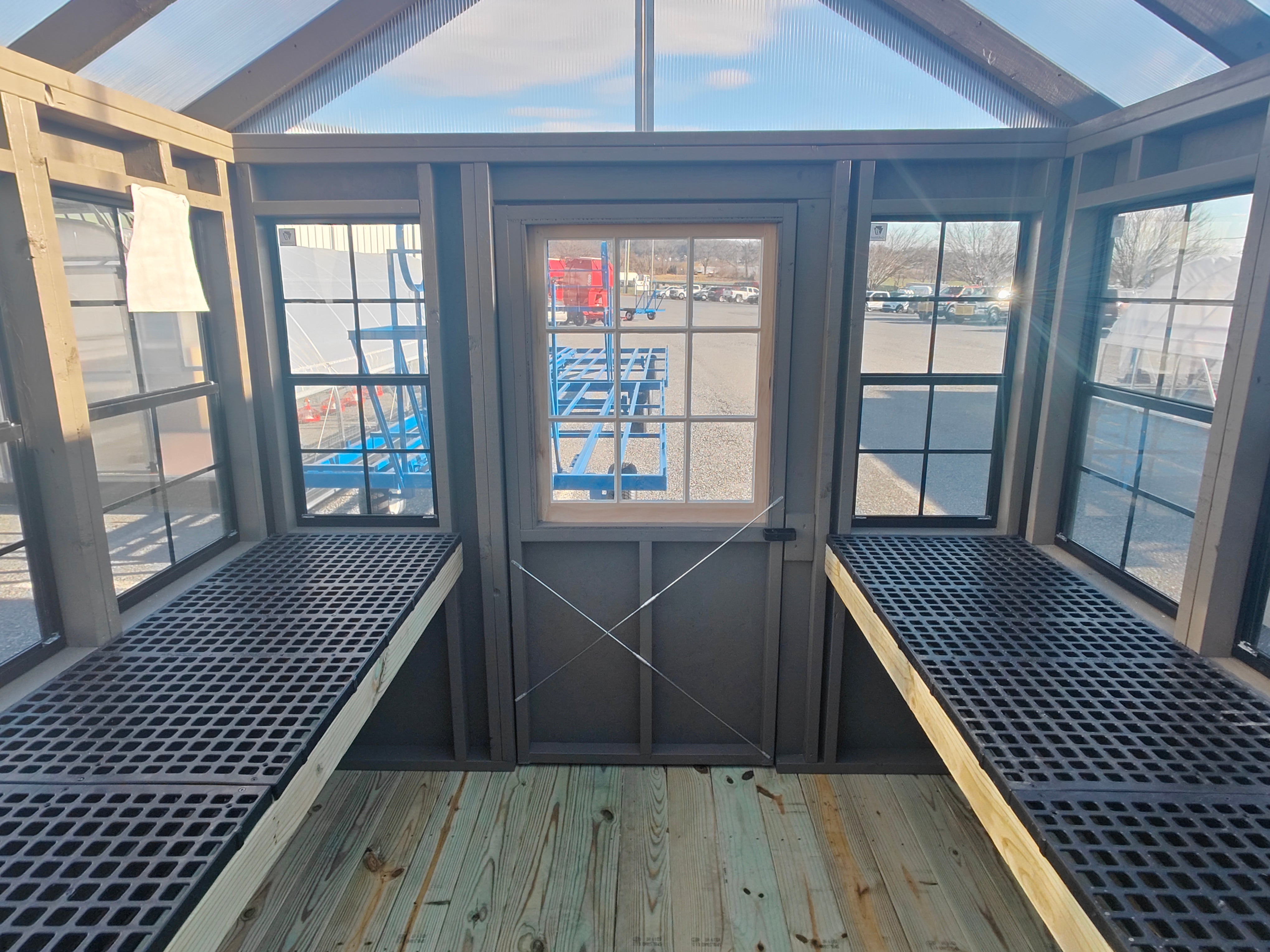 8×10 Greenhouse w/Plastic Mesh Workbench