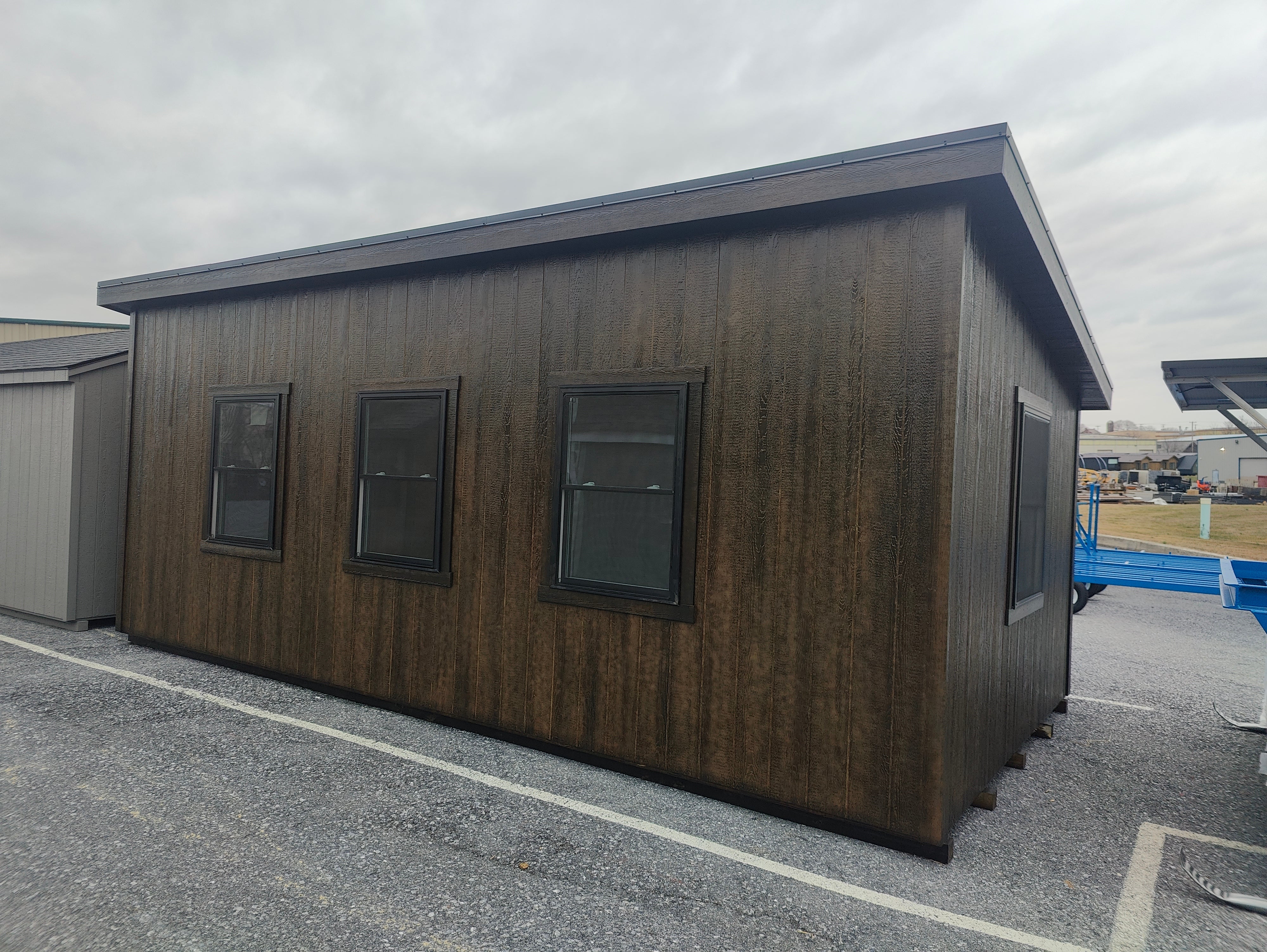 12x24 Studio Modern