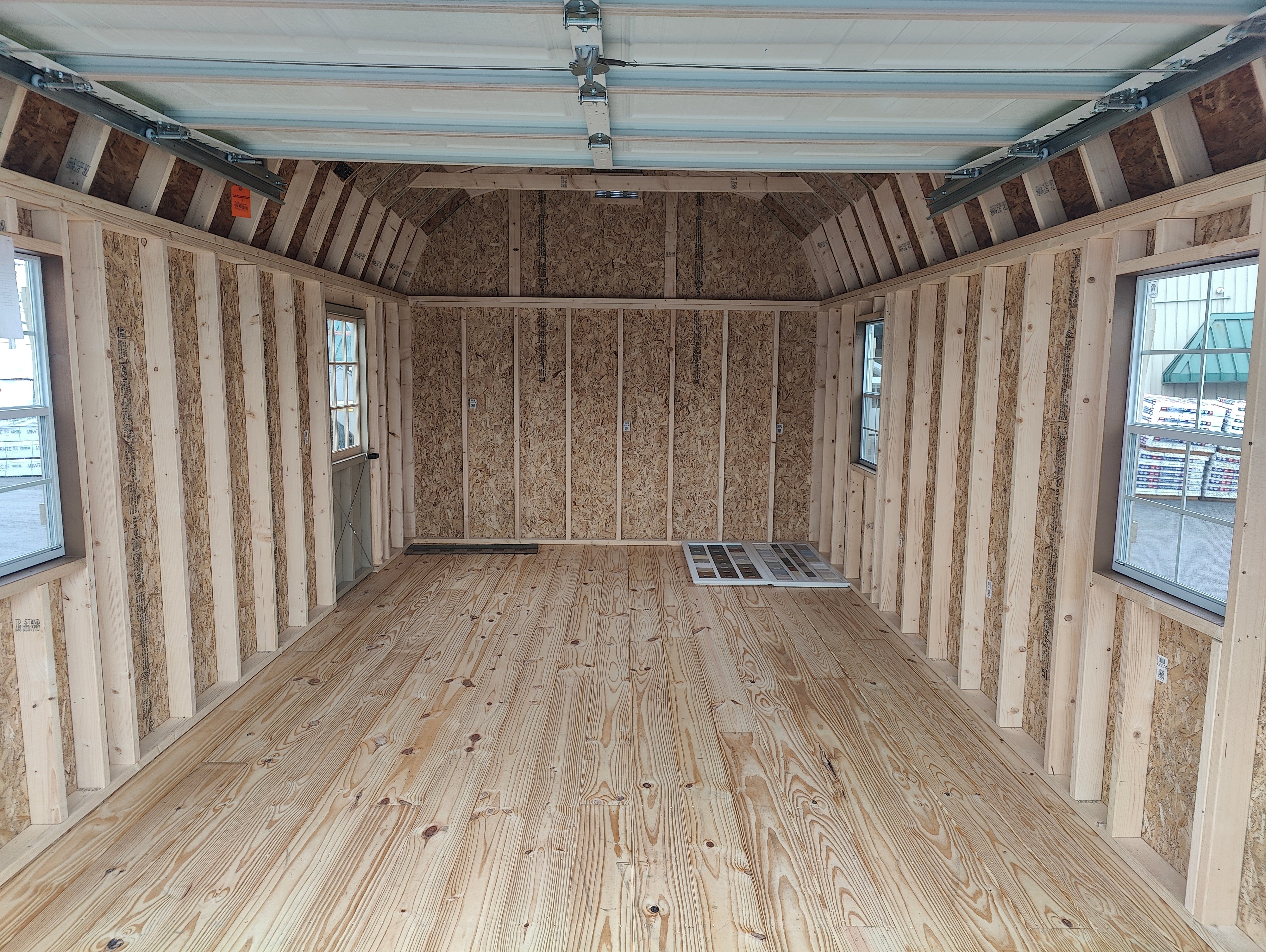 12x20 Maxibarn Garage