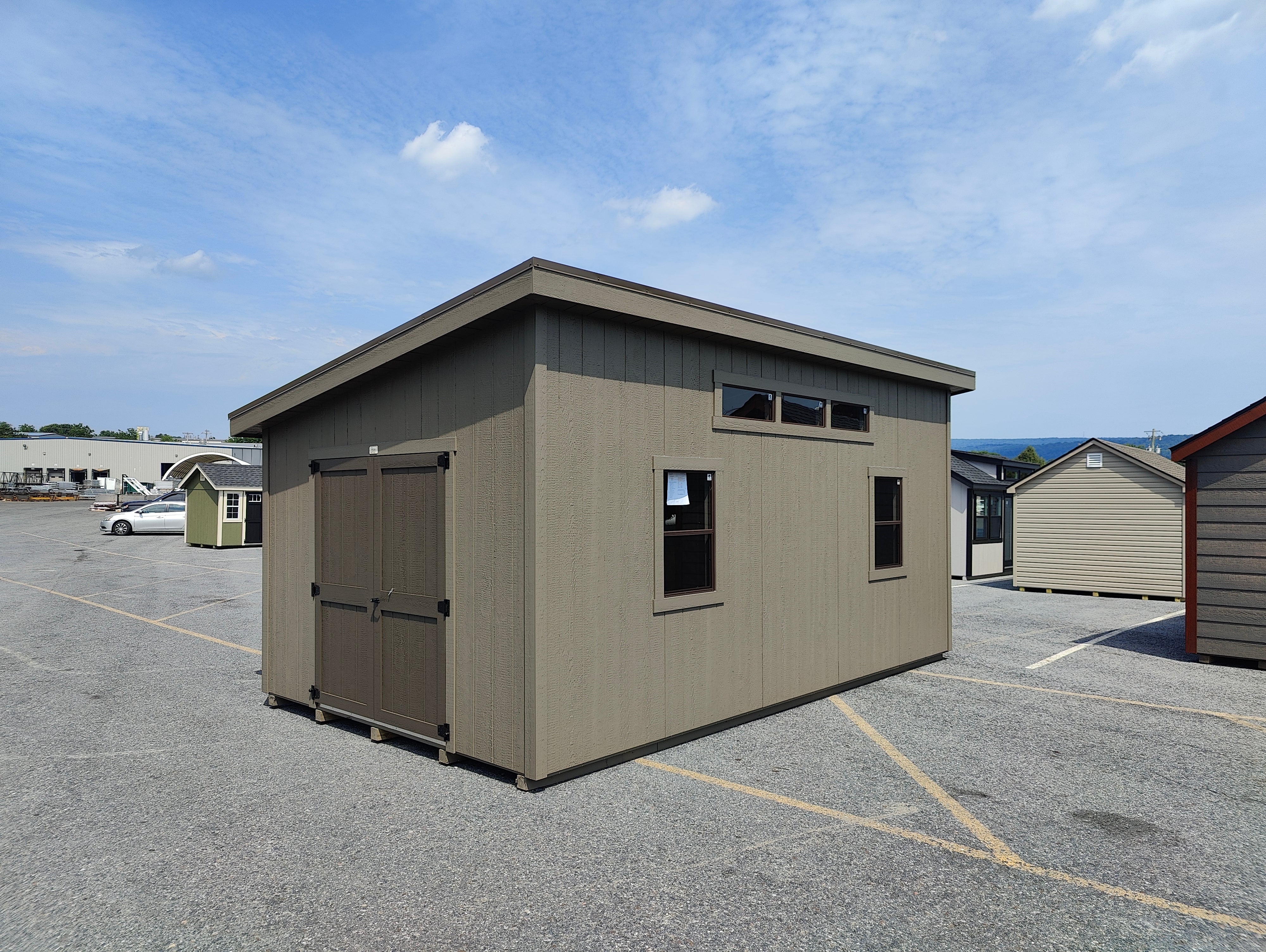 12x20 Studio Modern