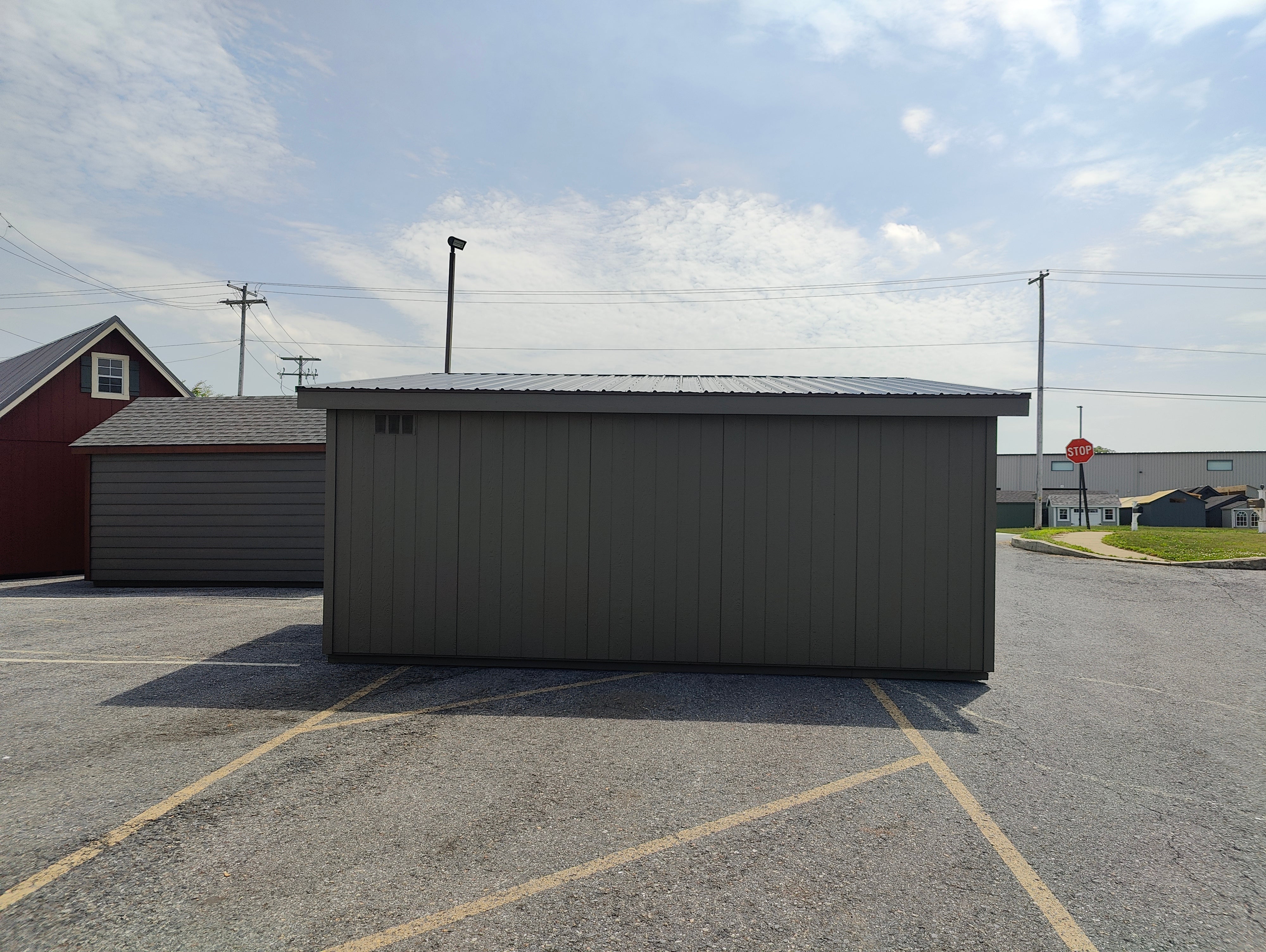 12x20 Studio Modern