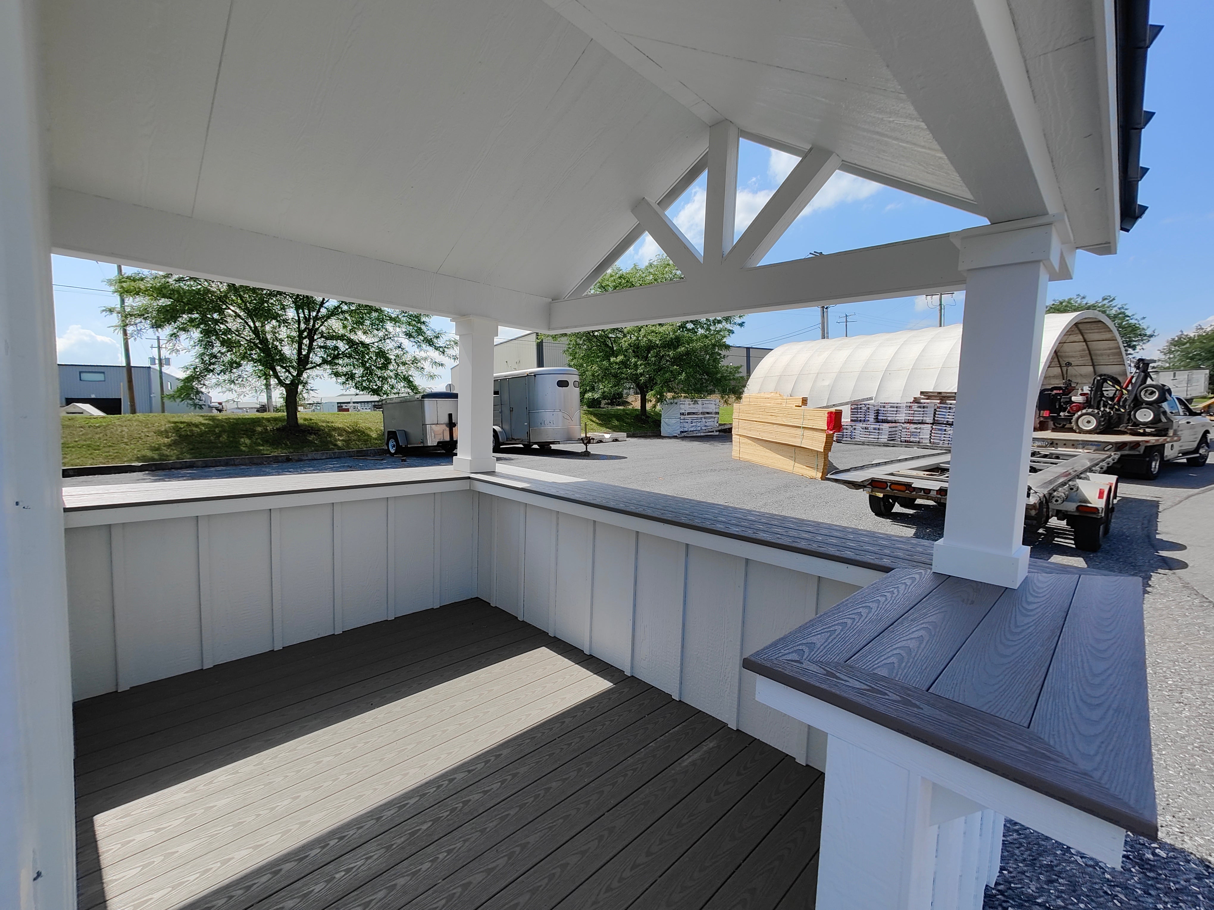 10x14 Poolside Bar