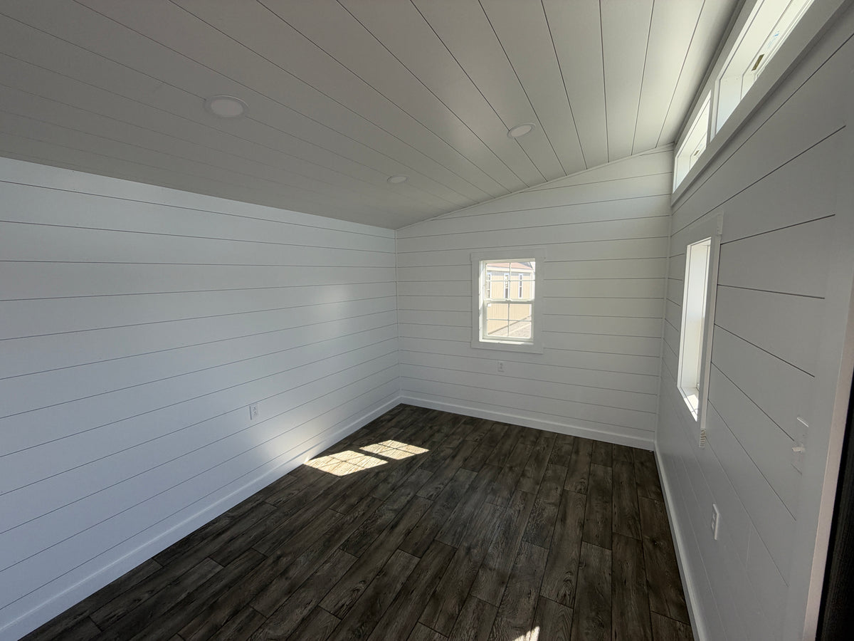10x14 Studio Modern Finished Interior
