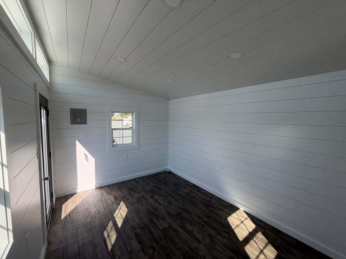 10x14 Studio Modern Finished Interior