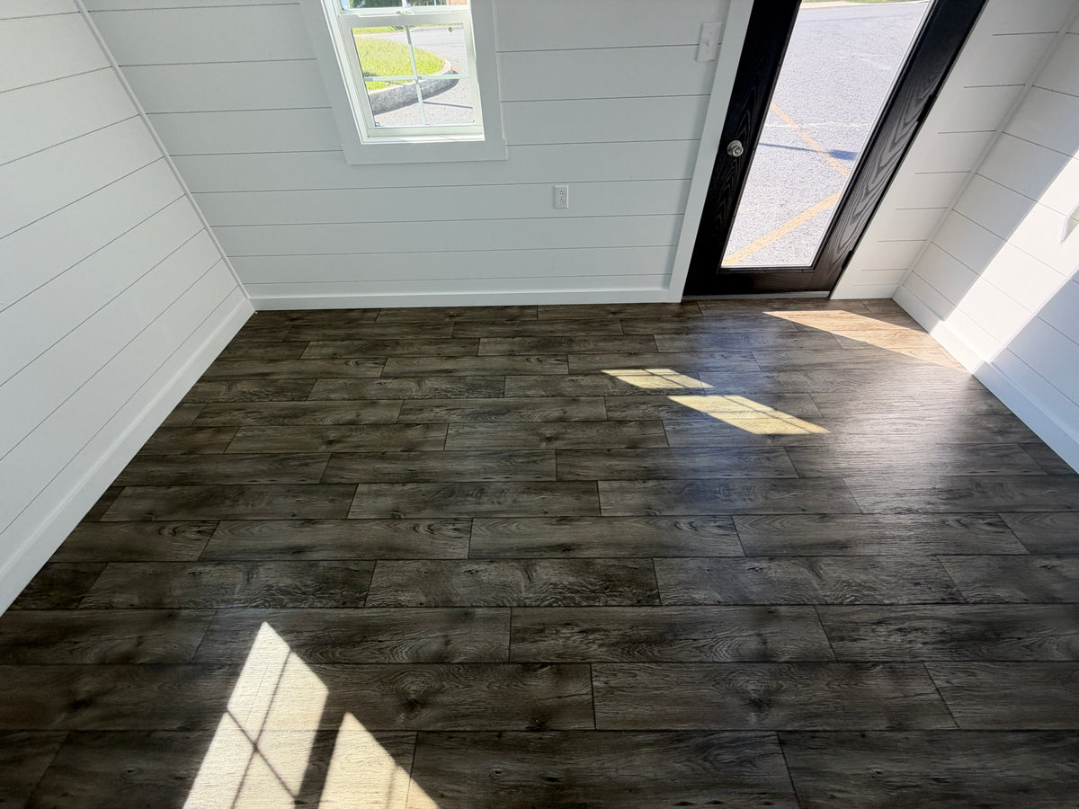 10x14 Studio Modern Finished Interior